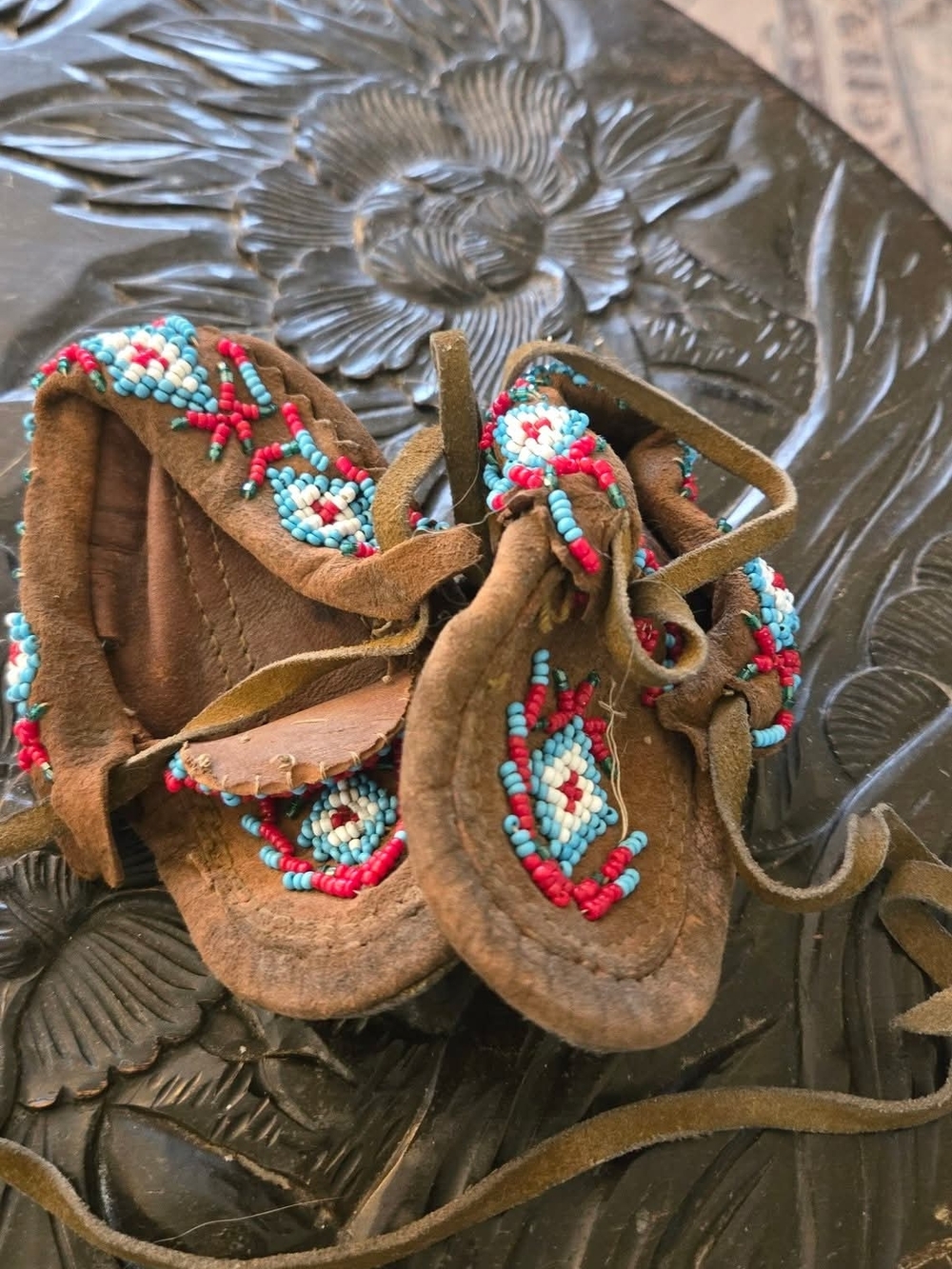 Vintage Handcrafted Toddler Or BABY Moccasins - Turquoise & Red Accents